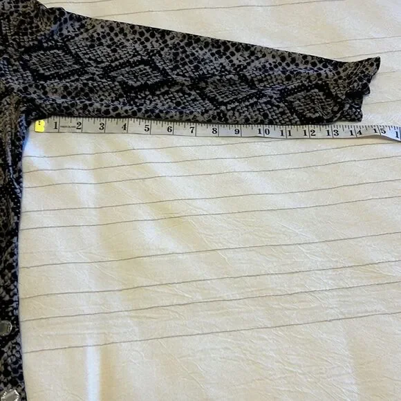 Anne Klein Blouse - Picture 5 of 9